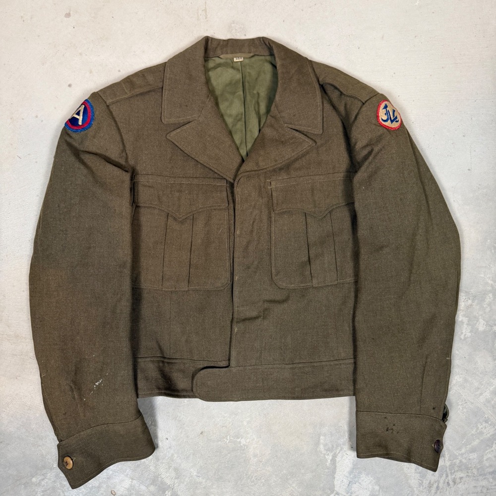 Vintage WWII US Army M-1944 Wool Ike Field Jacket 38R JLC Patches Medium
